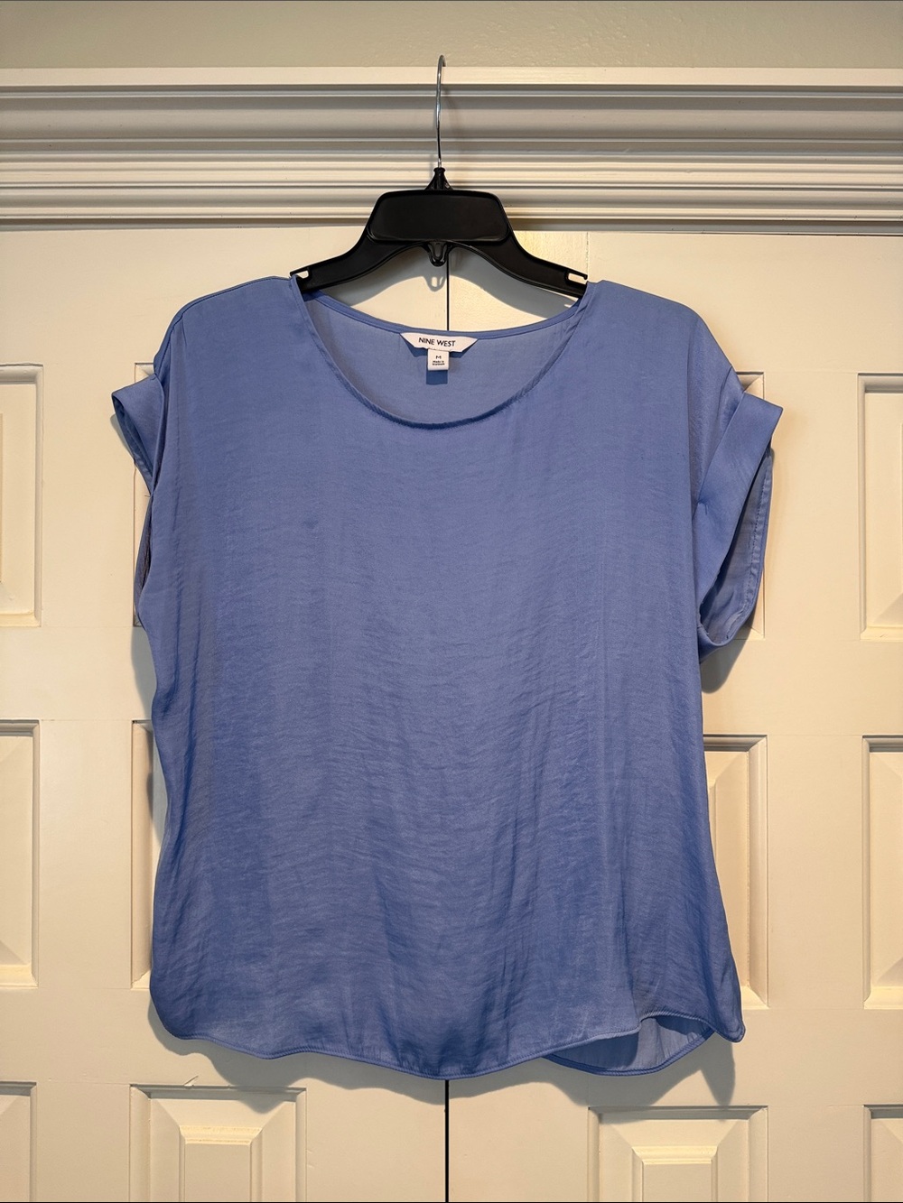 Nine West Periwinkle Short Sleeve Scoop Neck Blouse